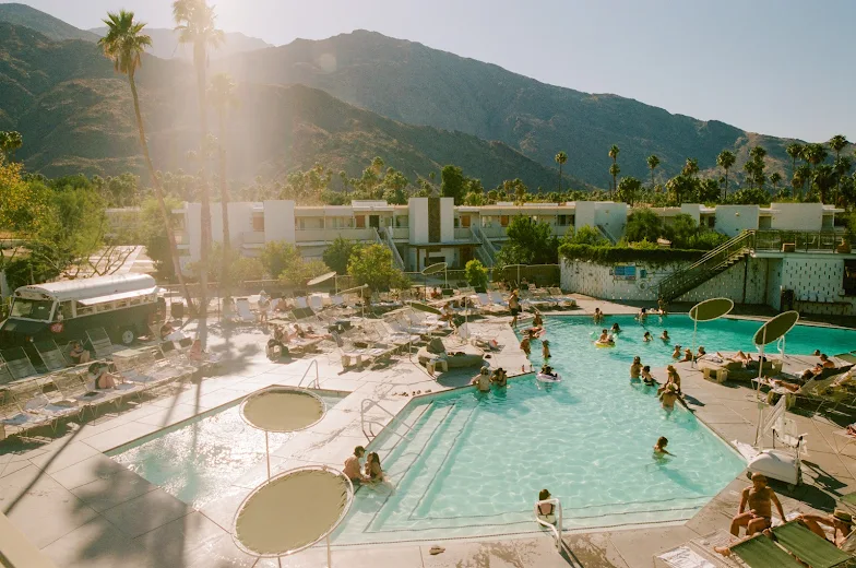 Palm Springs Family Resorts