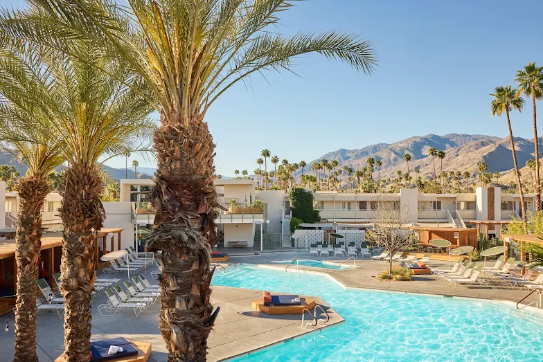 Palm Springs Family Resorts