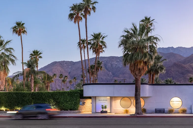 Palm Springs Family Resorts