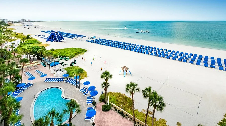 Family Resorts In Florida With A Water Park on Beach.
