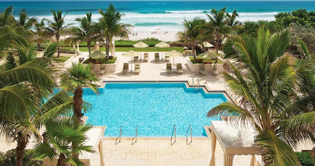 Family Resorts In Florida With A Water Park on Beach.