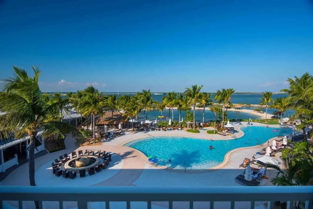 Family Resorts In Florida With A Water Park on Beach.