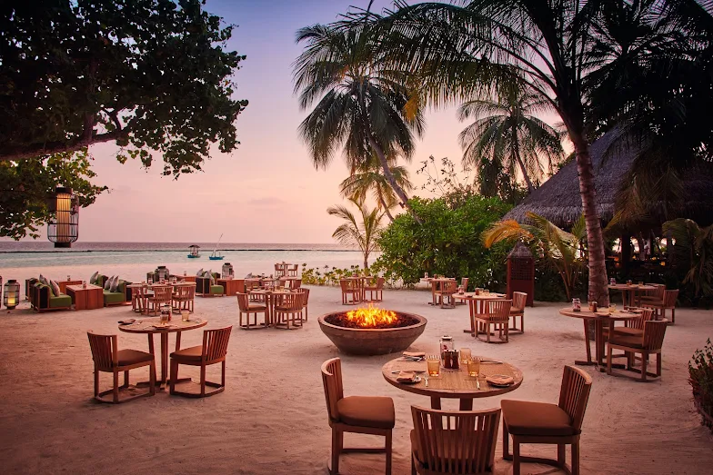 warm places to visite in december