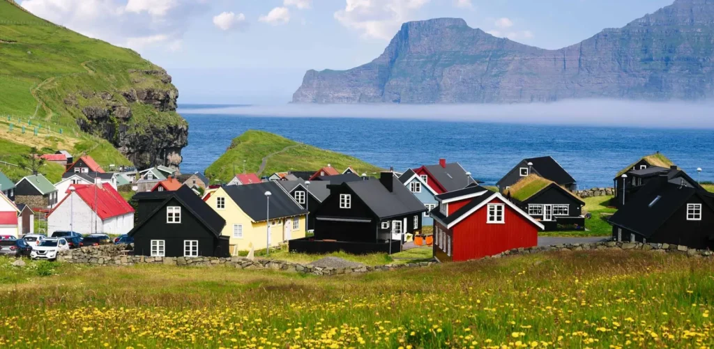 warm places to visite in december