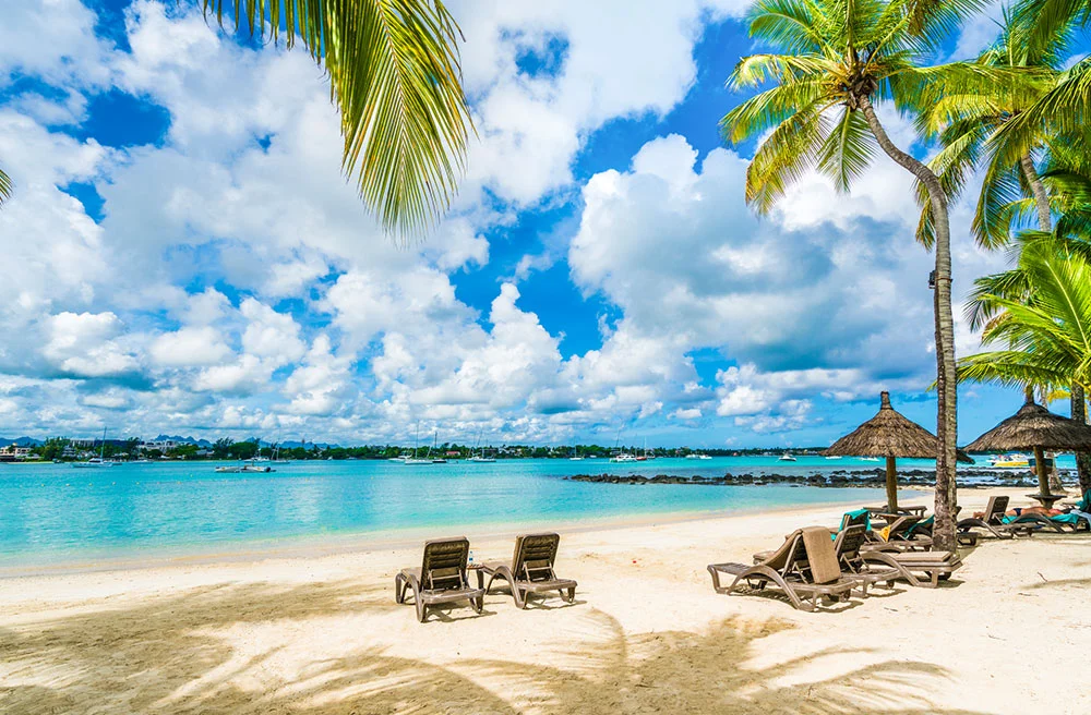 warm places to visite in december
